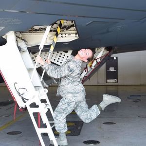 Meet your Posher, Lizzy